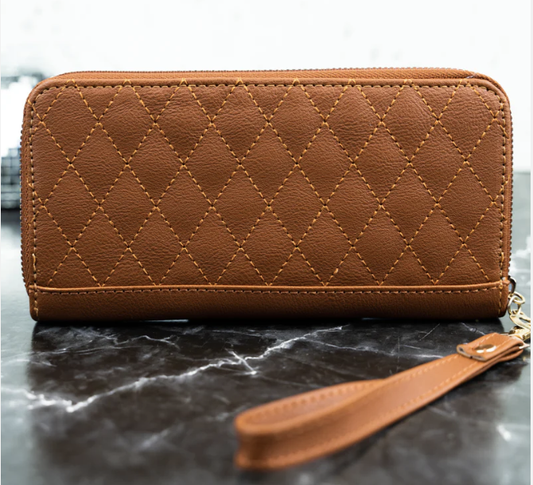 QUILTED WRISTLET WALLET
