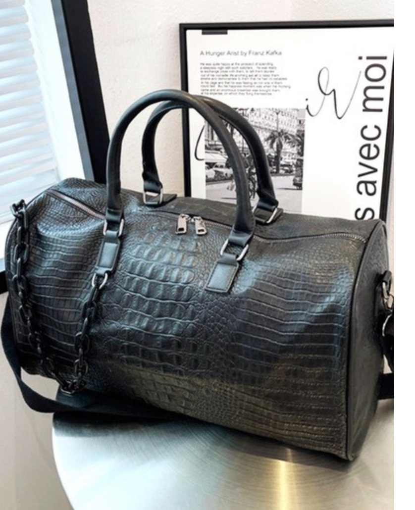VEGAN LTHR WEEKENDER BAG