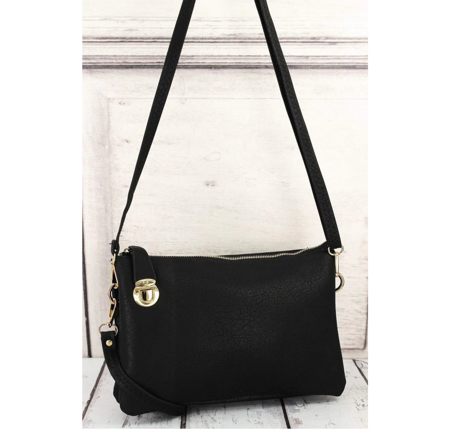 BUCKLE LOCK CROSSBODY
