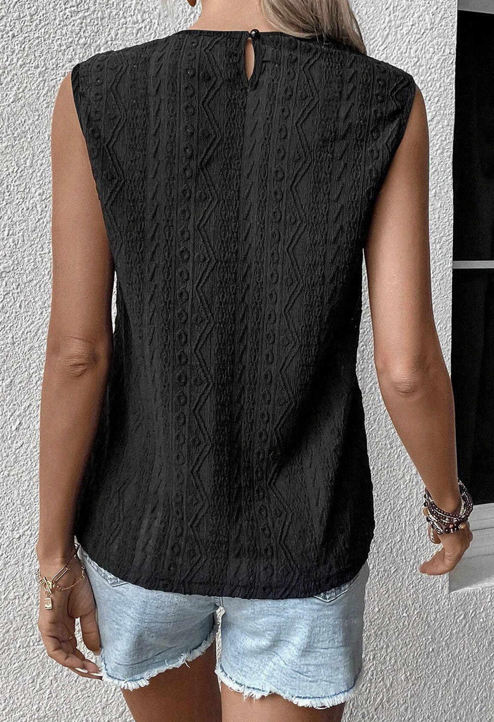 LACE KEYHOLE BACK TANK TOP