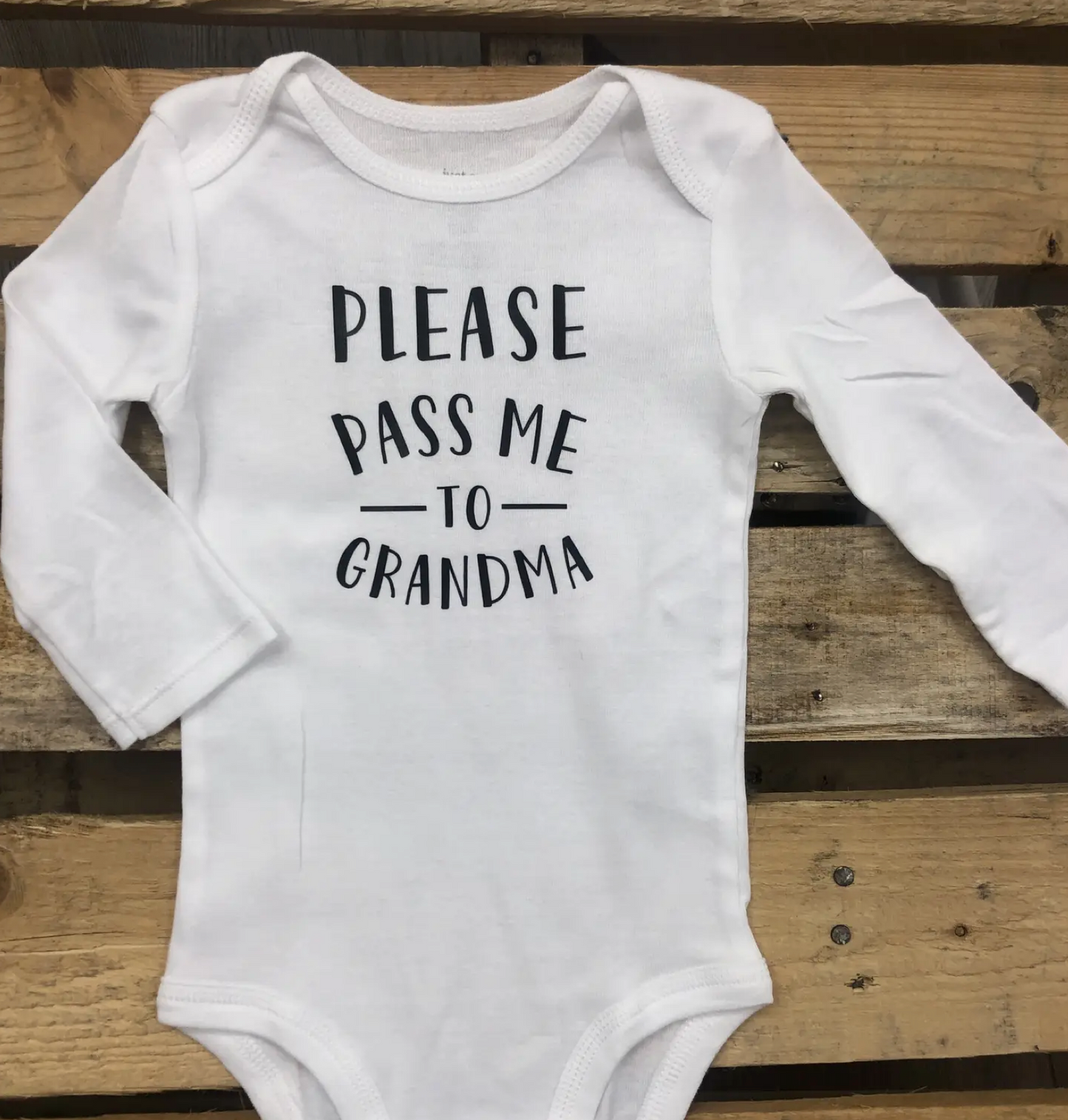PASS ME GRANDMA BODYSUIT