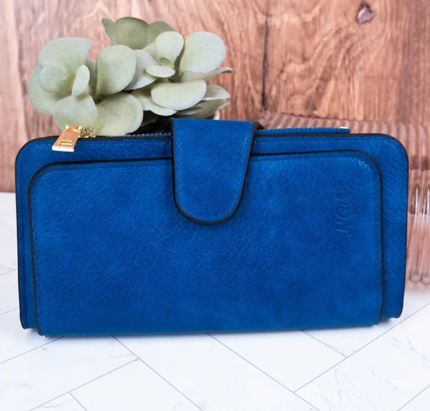 ESSENTIALS WALLET