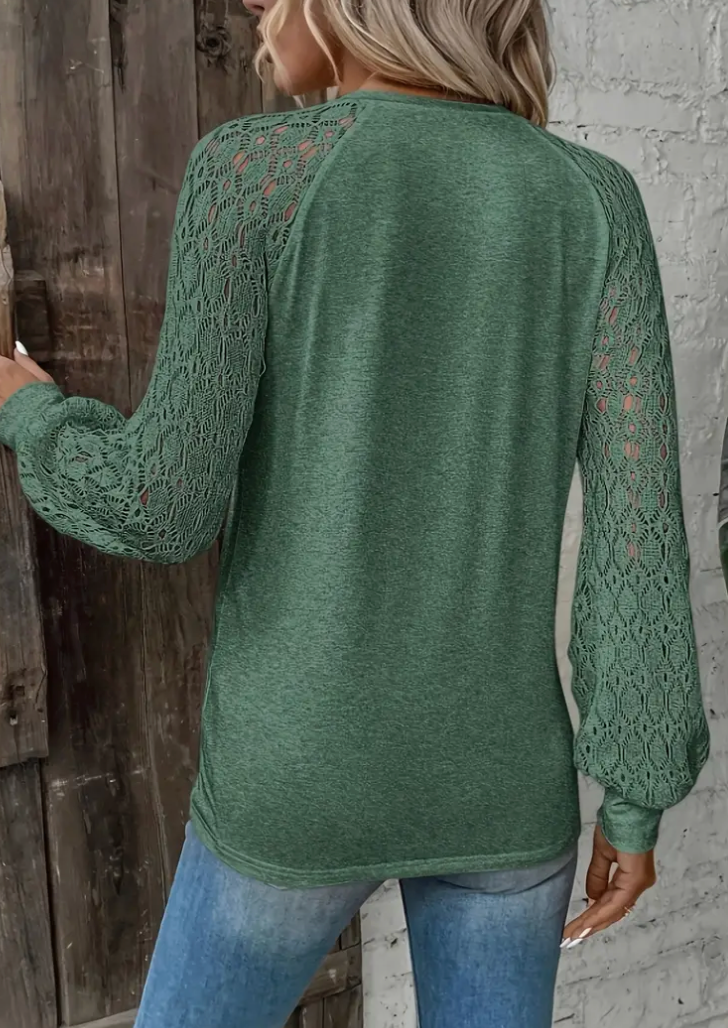 CREW NECK HOLLOW OUT SLEEVE