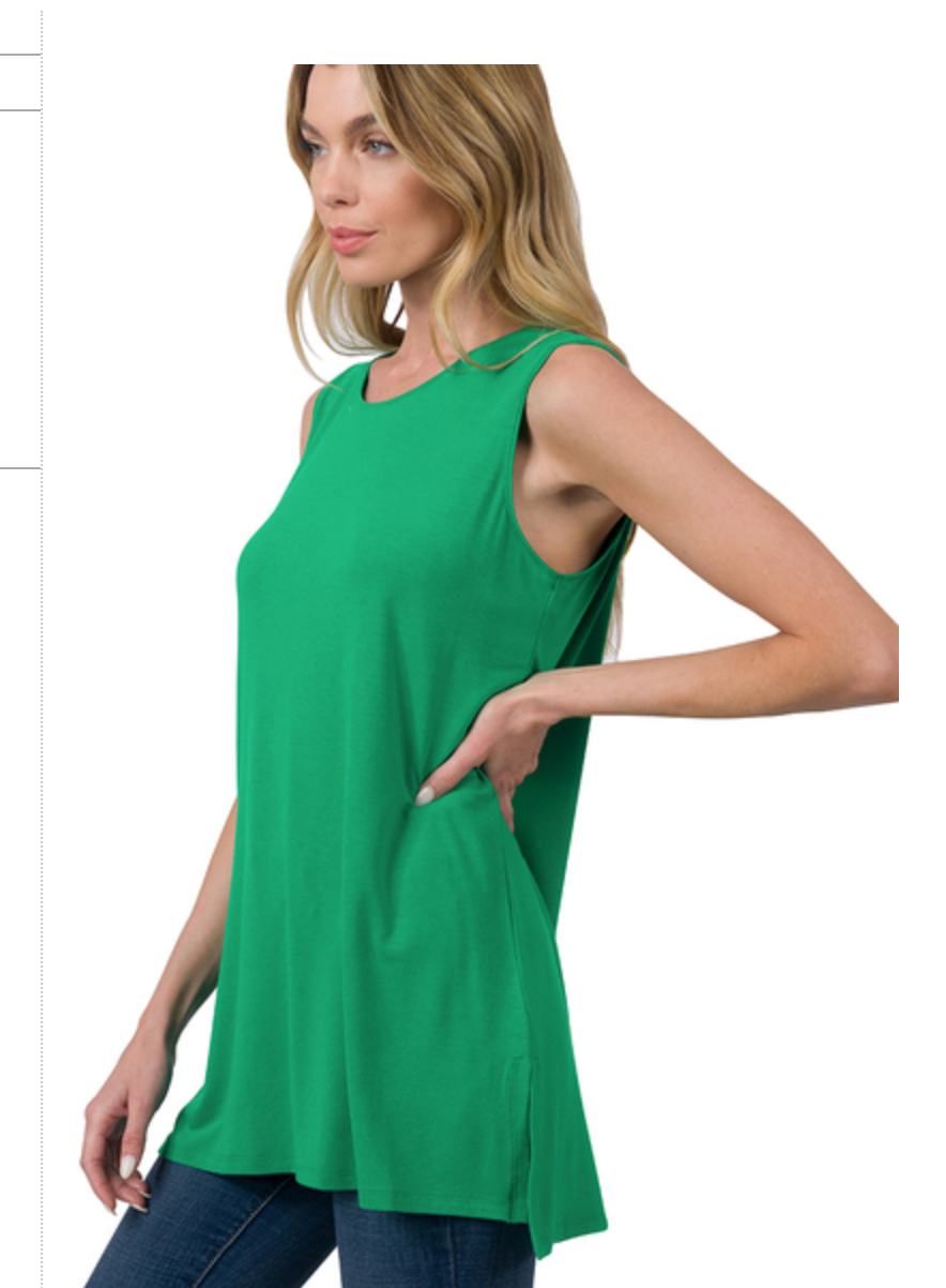 SLEEVELESS ROUND TOP