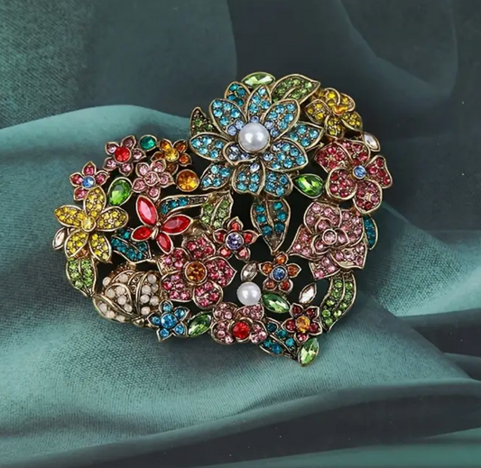 FLORAL HEART BROOCH