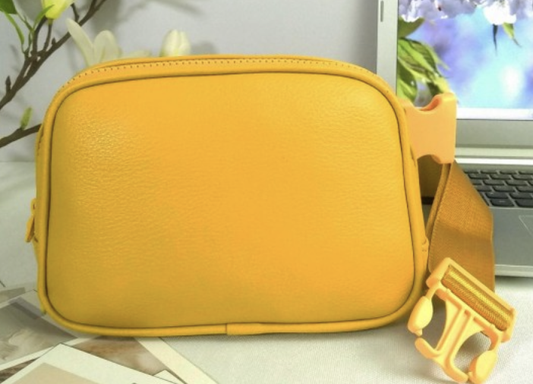 CROSSBODY LTHR BELTBAG