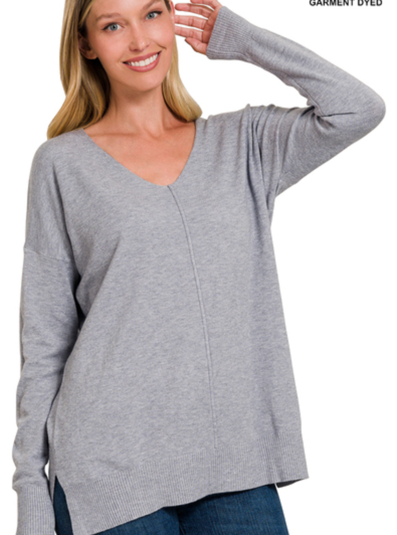 FRONT SEAM SWEATER
