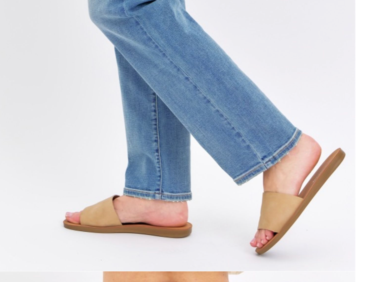 HR STRAIGHT FIT