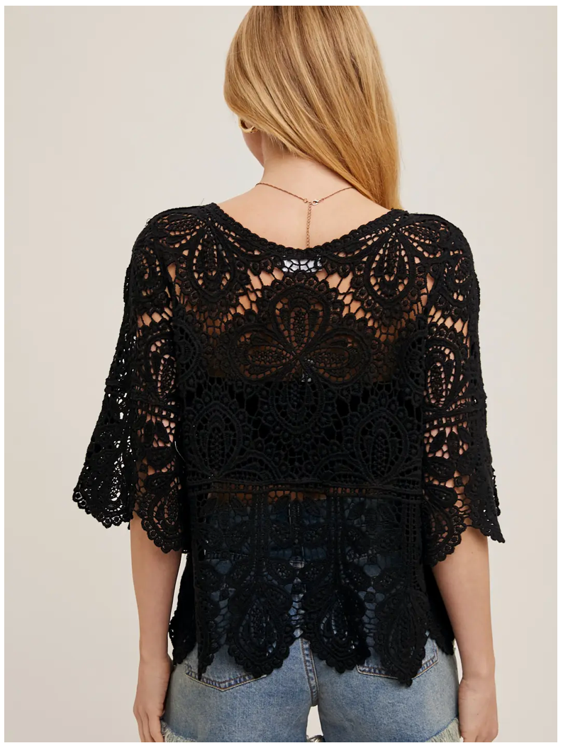 CROCHET LACE TOP