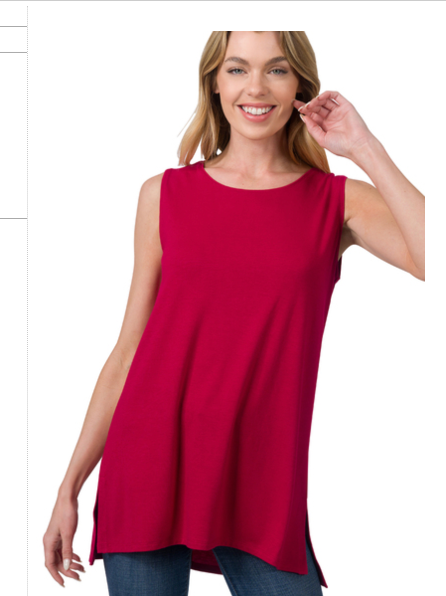 SLEEVELESS ROUND TOP