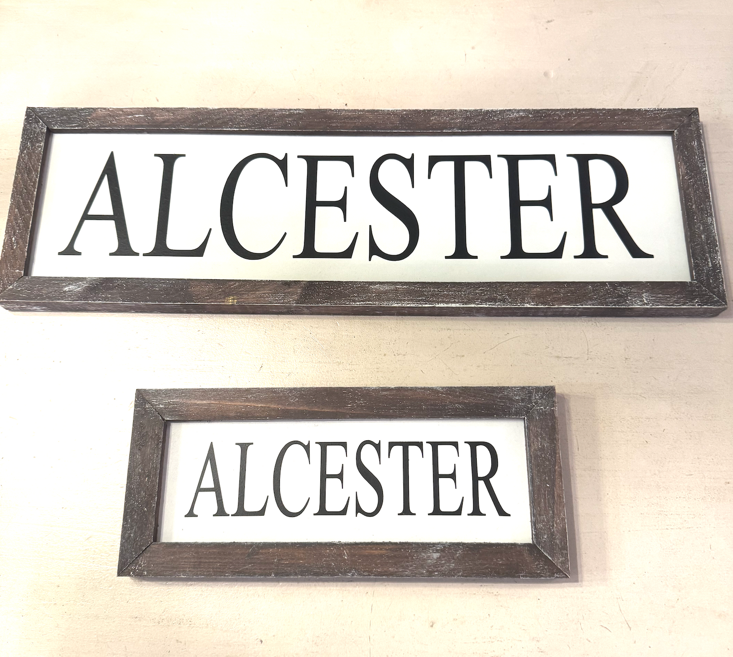 CUSTOM SIGNS