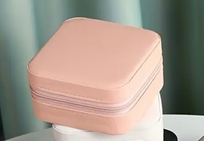 SM TRAVEL JEWELRY BOX