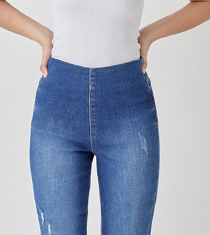 HR PULL ON BOYFRIEND