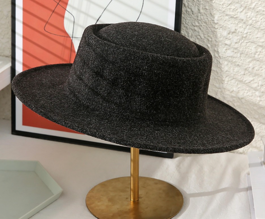 FELT WIDE BRIMMED HAT