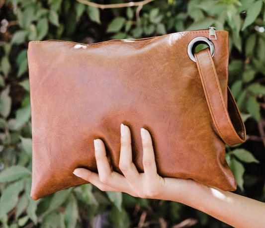 ALEXA OVERSIZED CLUTCH