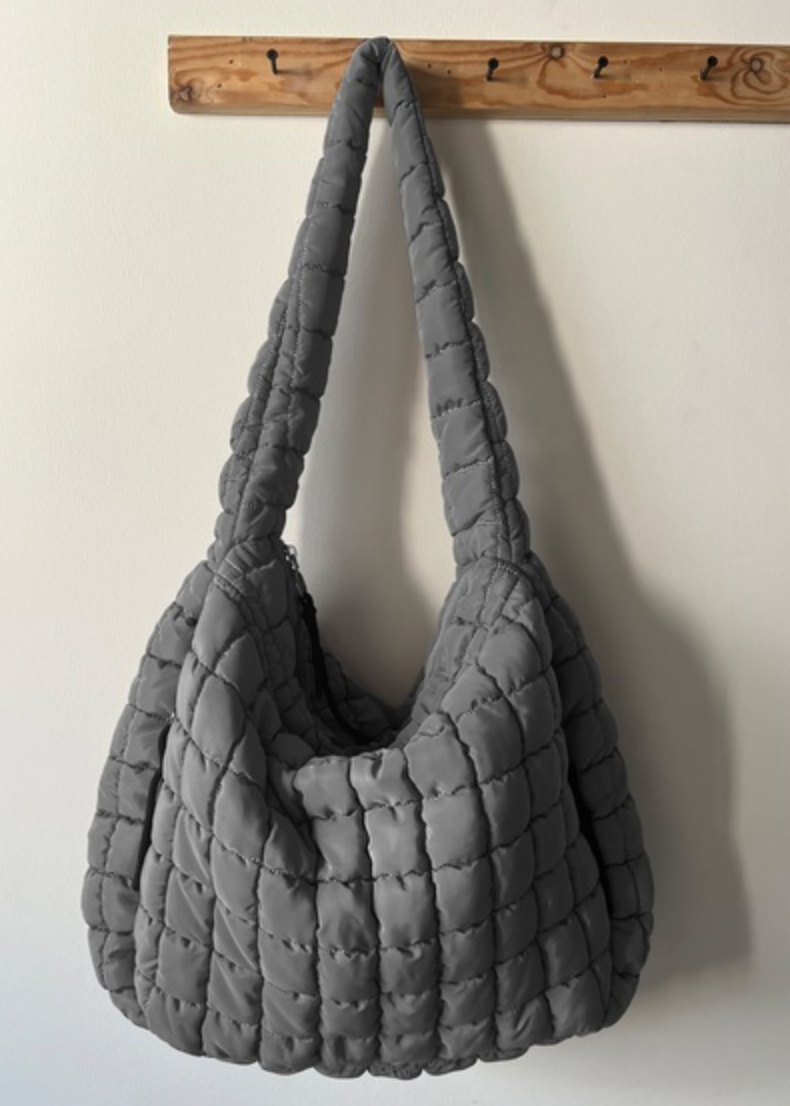 OVRSZD QUILTED CARRYALL BAG