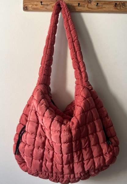 OVRSZD QUILTED CARRYALL BAG