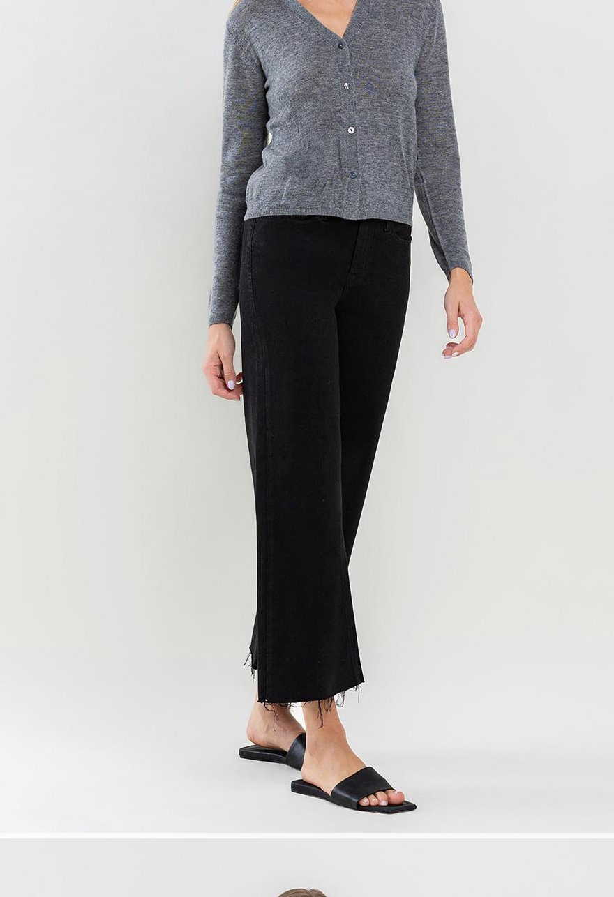 HR RAW EDGE WIDE CROP