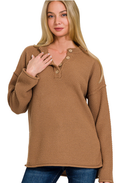 BUTTON HENLEY SWEATER