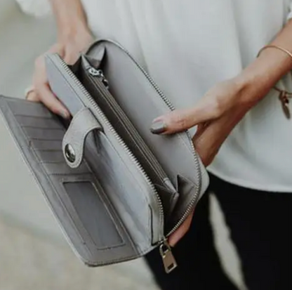 ELEANOR CHECKBOOK WALLET
