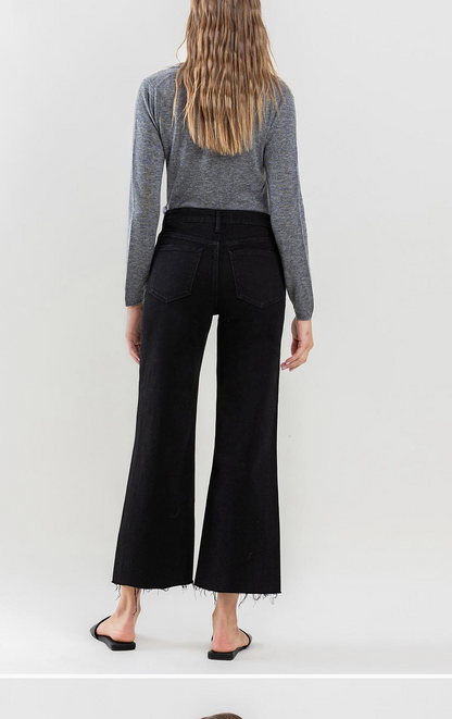 HR RAW EDGE WIDE CROP