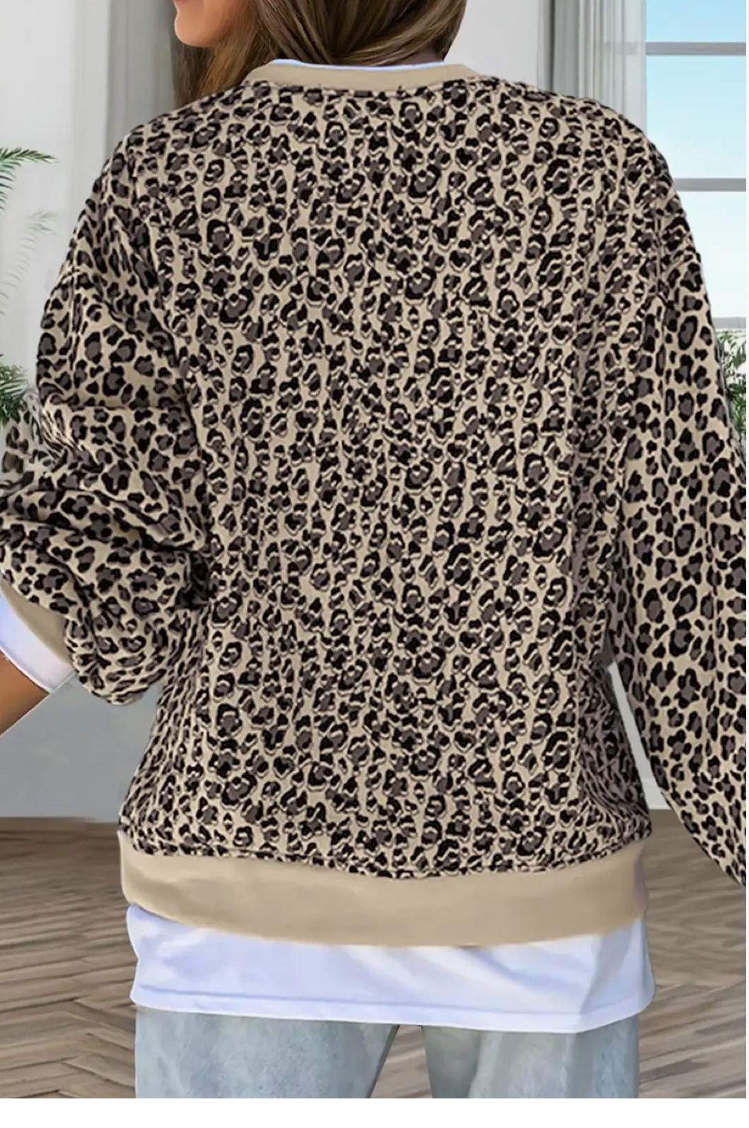 LEOPARD CREW SWEATSHIRT