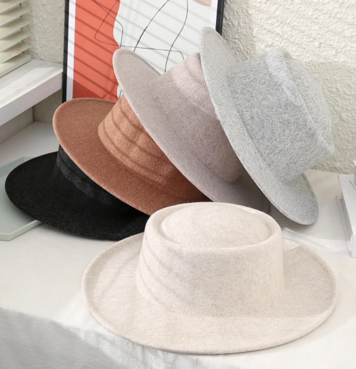 FELT WIDE BRIMMED HAT