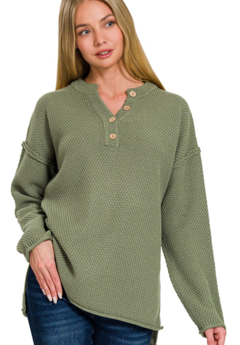 BUTTON HENLEY SWEATER