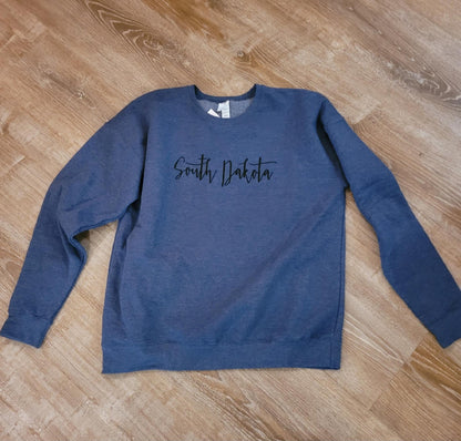 SouthDakota SCRIPT CREW SWEATSHIRT