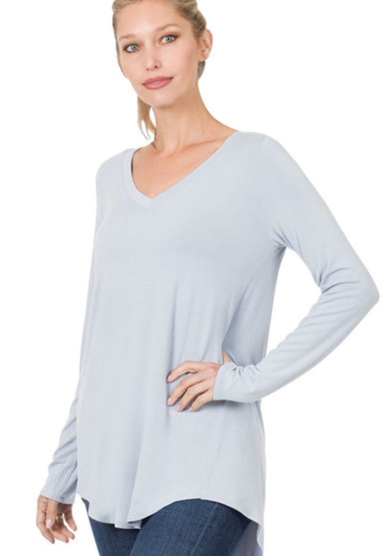 V-NK DOLPHIN HEM TOP