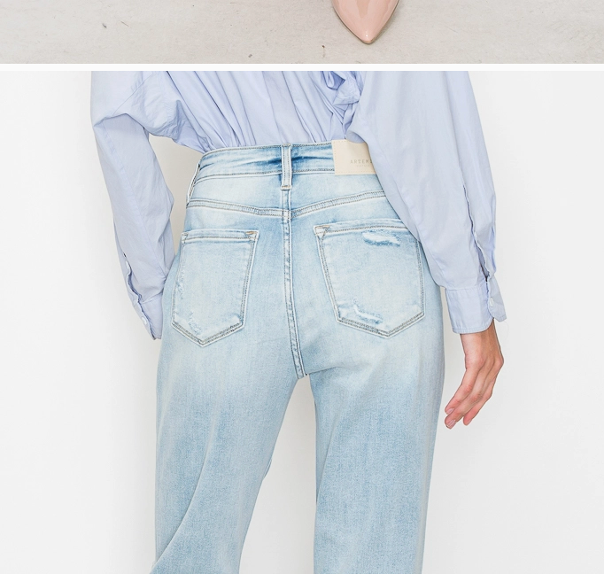 HR STRAIGHT JEANS