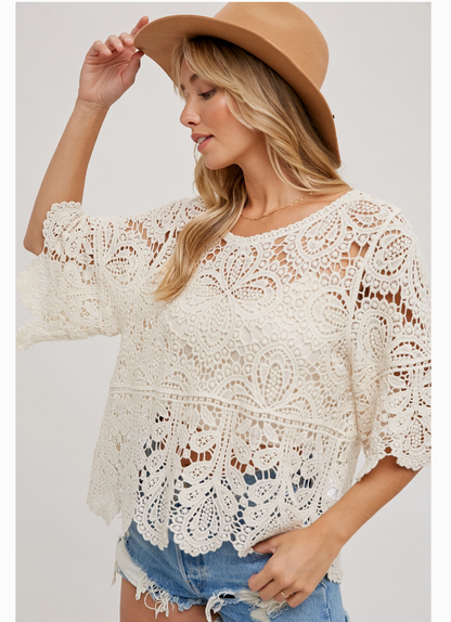 CROCHET LACE TOP