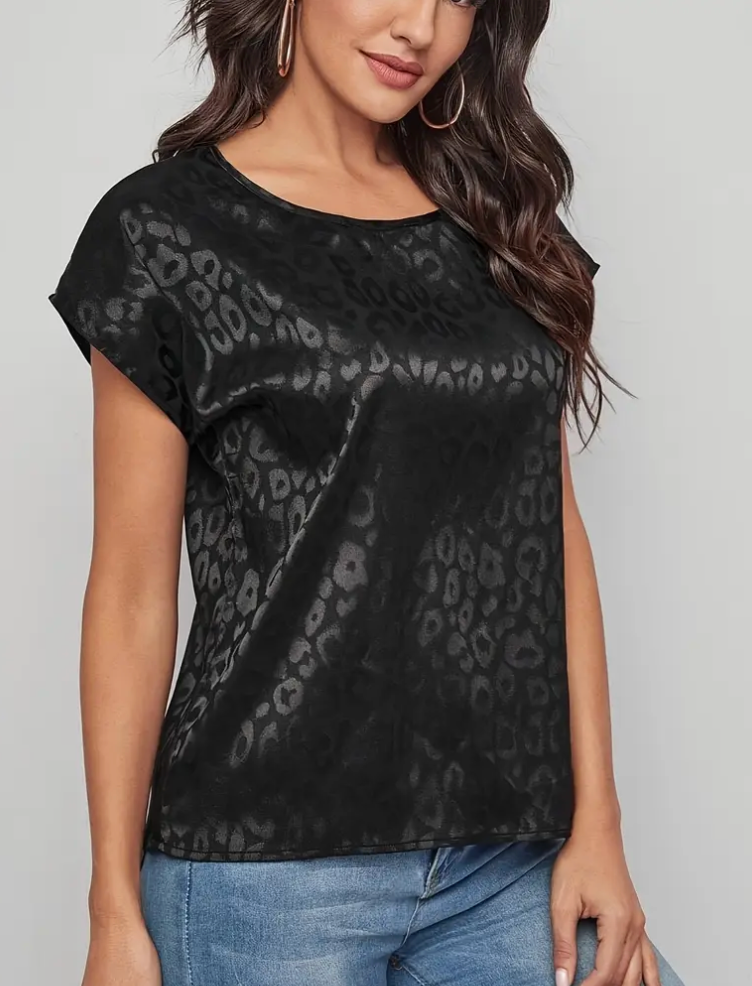 LEOPARD PRINT SATIN S/SLV TOP