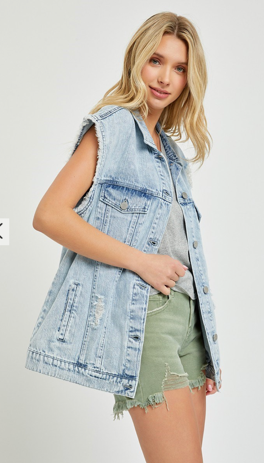 OVERSIZED DENIM VEST