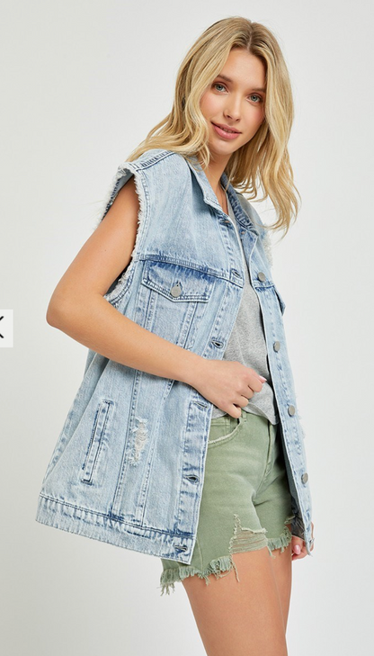 OVERSIZED DENIM VEST