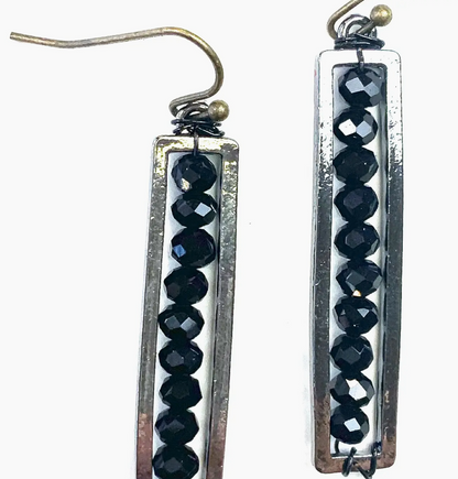 THIN BEADED EARRING