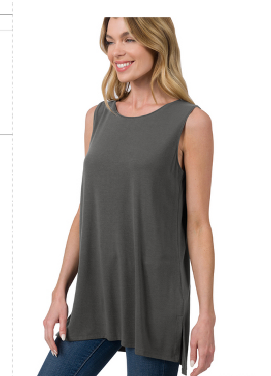 SLEEVELESS ROUND TOP