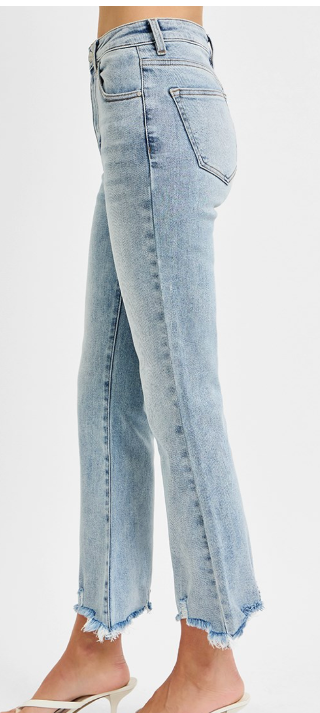 HR CROP FLARE FRAYED HEM