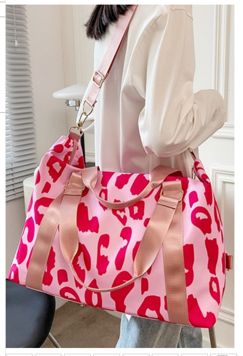 LEOPARD DUFFLE BAG
