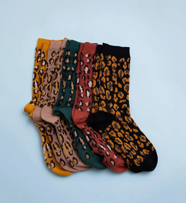LEOPARD KNIT SOCKS