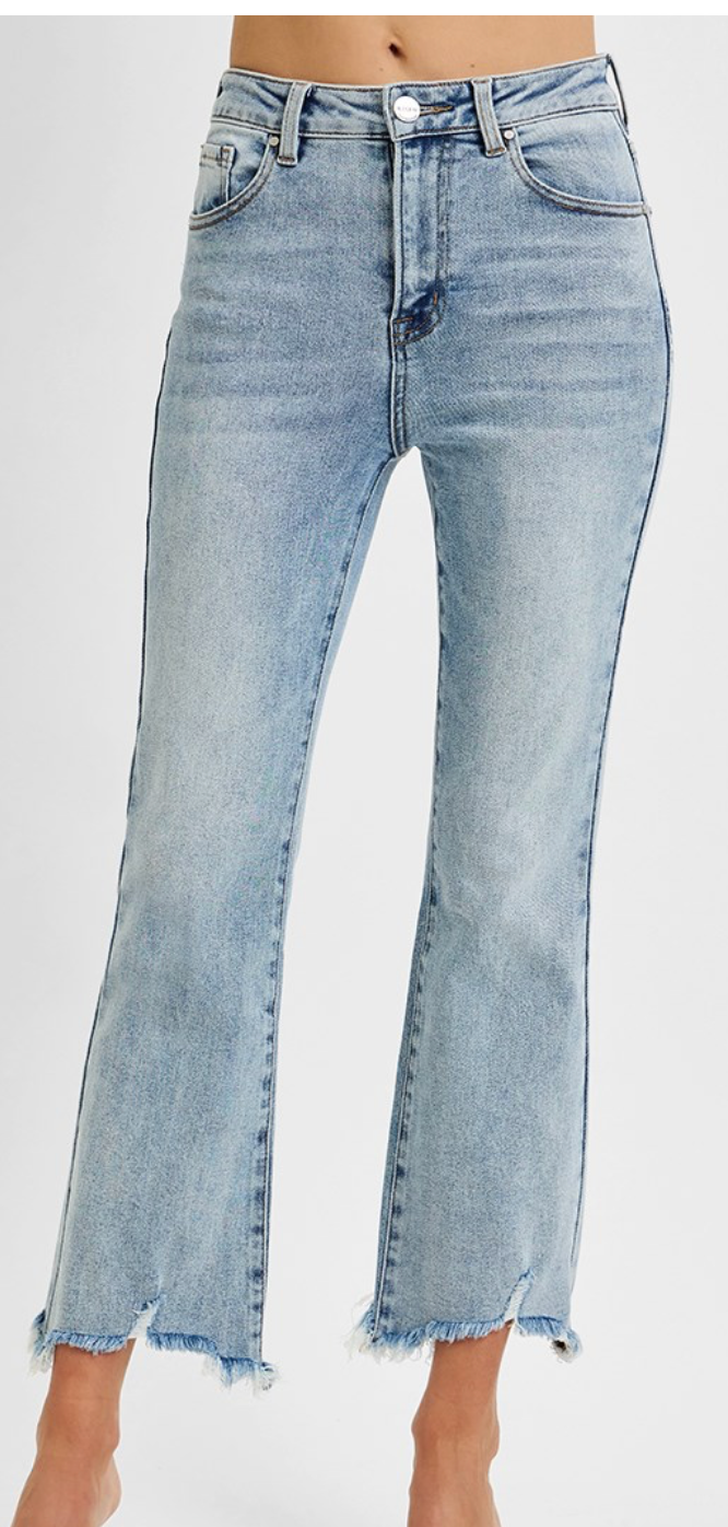 HR CROP FLARE FRAYED HEM