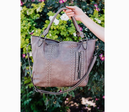 ASHLYNN OVERSIZED TOTE