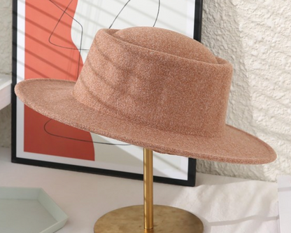 FELT WIDE BRIMMED HAT