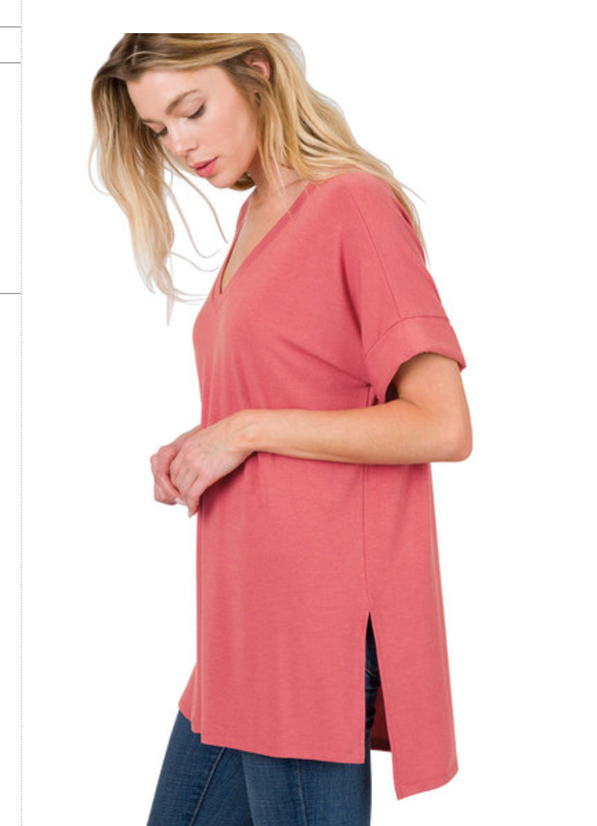 ROLLED SLV V-NECKHI-LO HEM