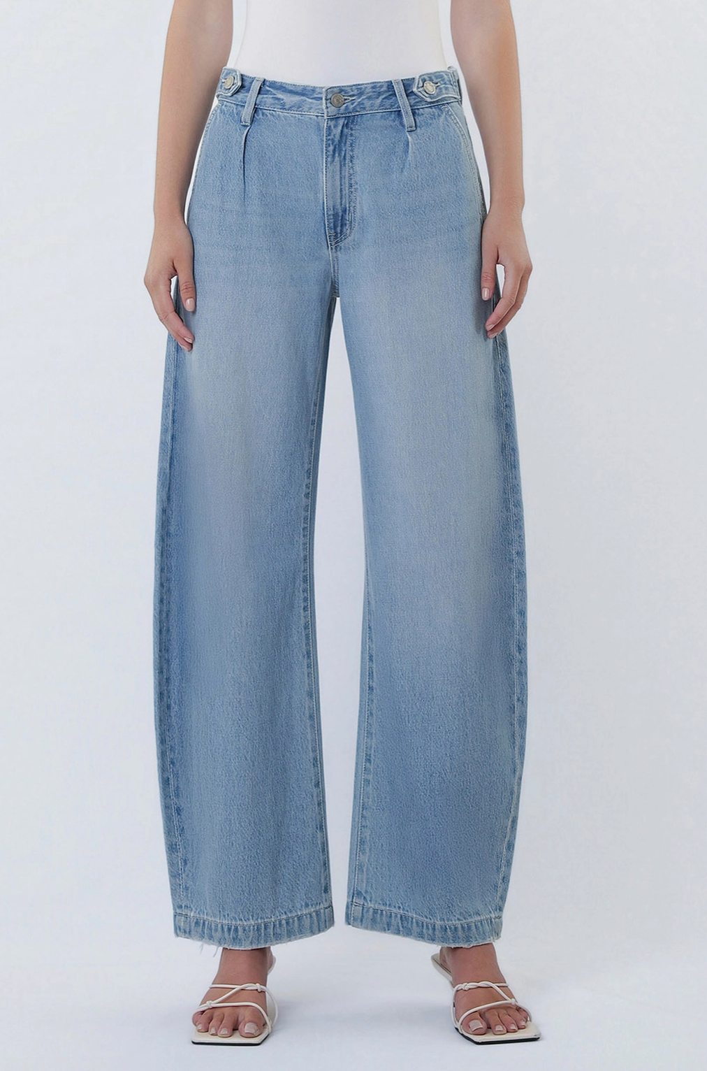 HR PLEATED TAB BARREL LEG