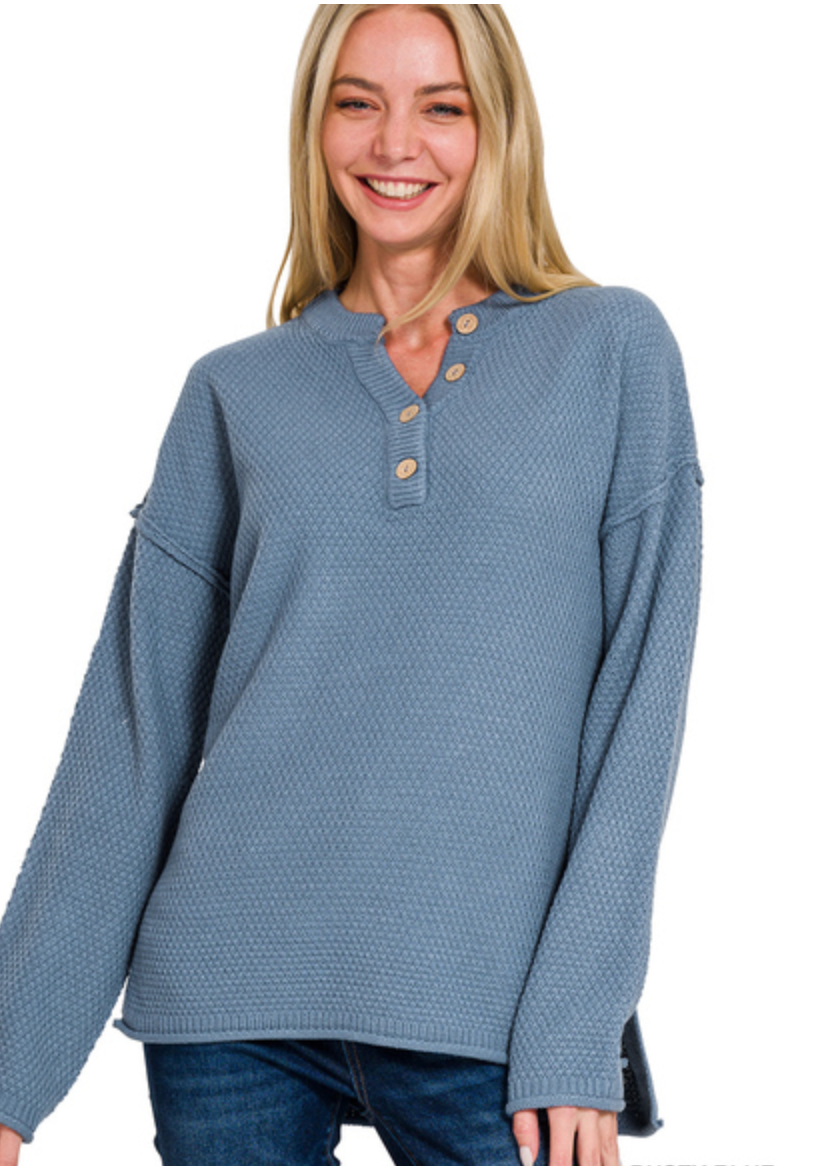 BUTTON HENLEY SWEATER