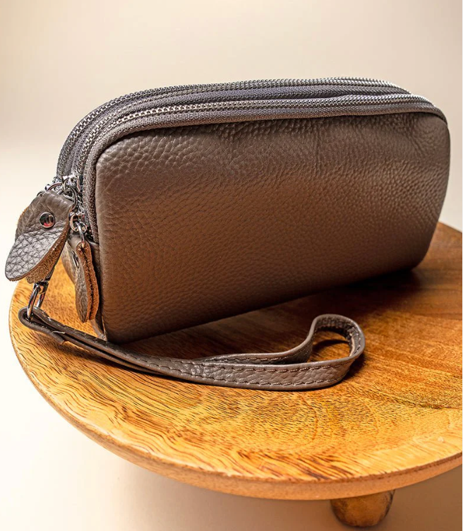 LEATHER TRIPLEZIP WRISTLET