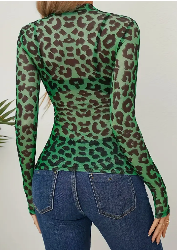 LEOPARD MOCKNK SHEER TOP