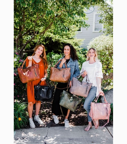ASHLYNN OVERSIZED TOTE