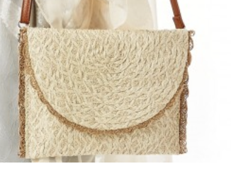 SCALLOPED STRAW ENVELOPE HANDBAG